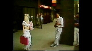 Ilona Сталлер Cicciolina-crvene mišića (video isječak)