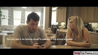 Bionda Bailey ama farsi scopare in modo rozzo