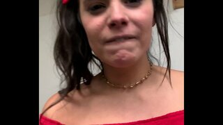 R. Ffyc Gan y TEEN Babe Fioled Starr Ar Instagram Am Ei Gyn Gariad