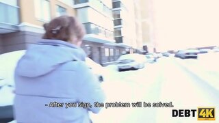 DEBT4K. Calibri स्वर्गदूतले bartender सक्दैन पैसा प्राप्त तर त्यो प्रयोग गर्न सक्नुहुन्छ उनको यौन आकर्षण