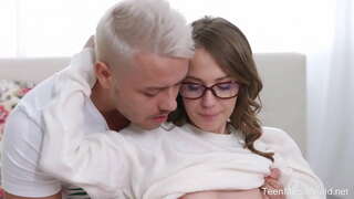 TeenMegaWorld - Dubur-Malaikat